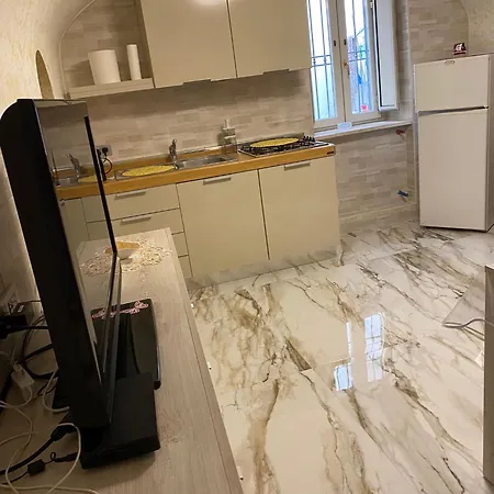 Casa Le Mani E L'arte * ヴィエステ