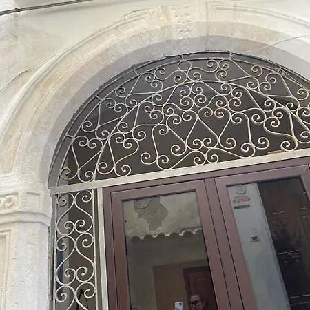 Casa Le Mani E L'arte アパート ヴィエステ