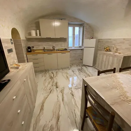 Casa Le Mani E L'arte Apartamento *